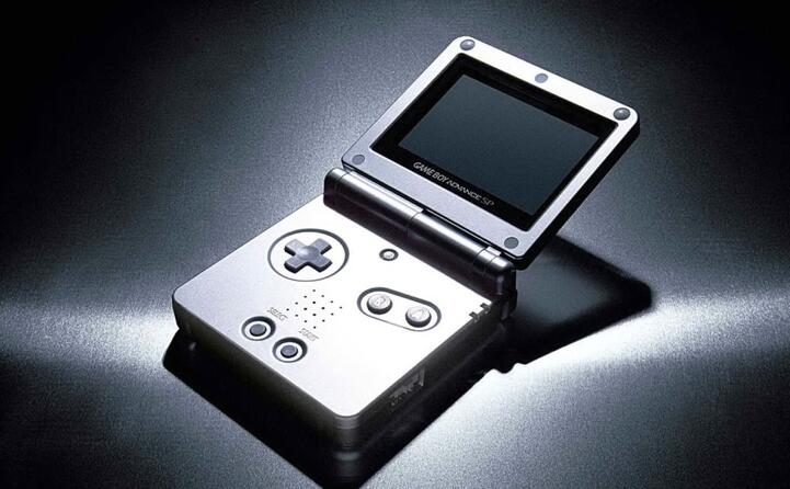 la versione advance sp rilasciata nel 2003 (ansa)