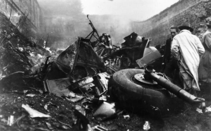 accaddeoggi 4 maggio 1949 l aereo del torino si schianta sulla collina di superga (archivio l unione sarda)