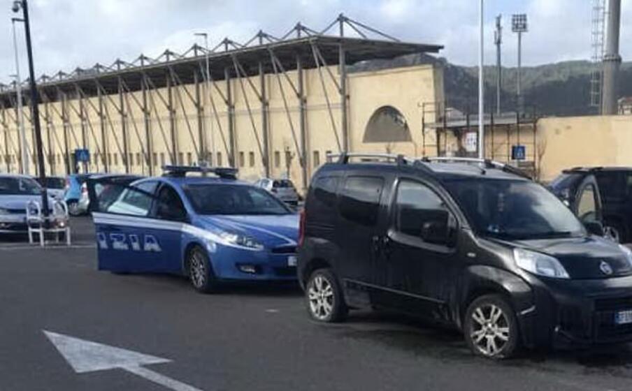 la polizia sul posto (l unione sarda murru)