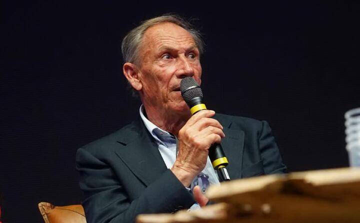 l allenatore ceco passa alla storia per il suo calcio offensivo