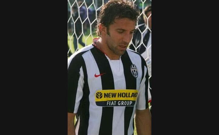 ha il record di presenze con la maglia della juventus 705