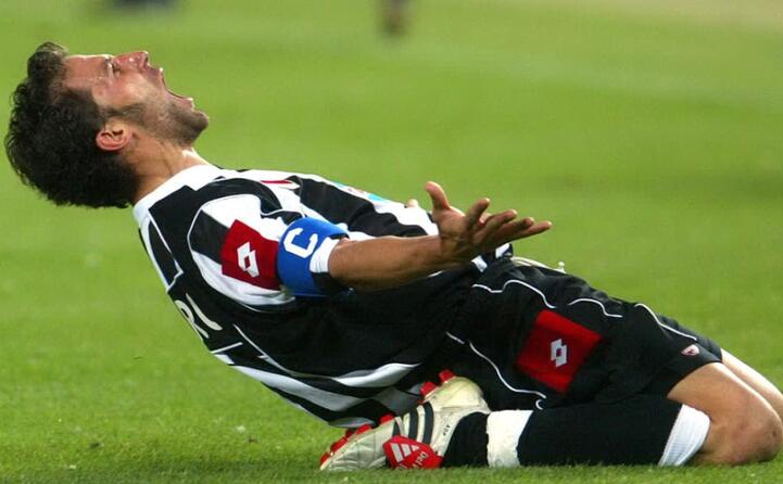 il fuoriclasse bianconero disputa la sua ultima partita con la juventus