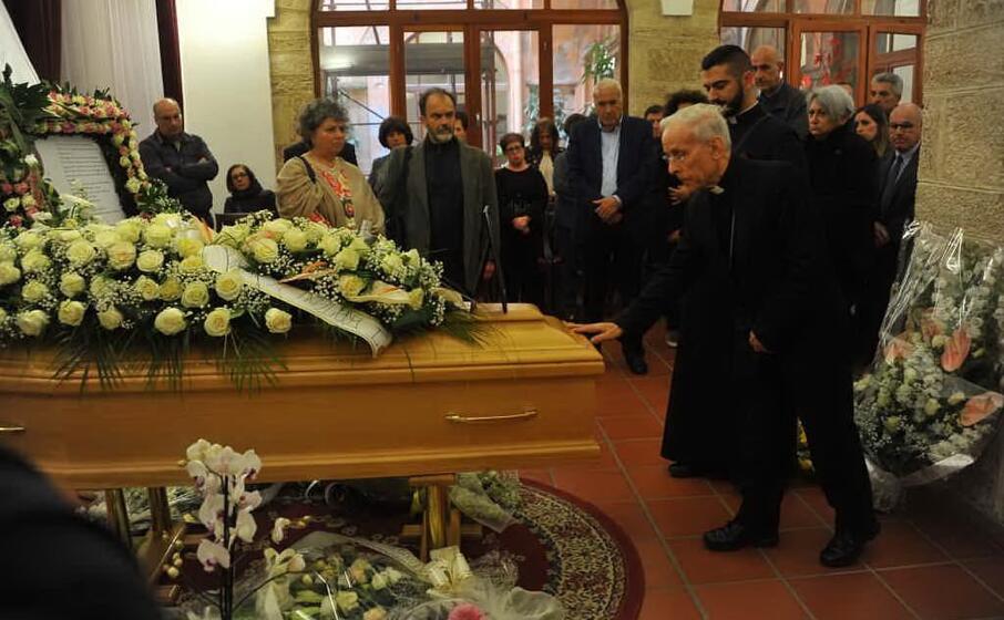 la camera ardente (foto l unione sarda pinna)