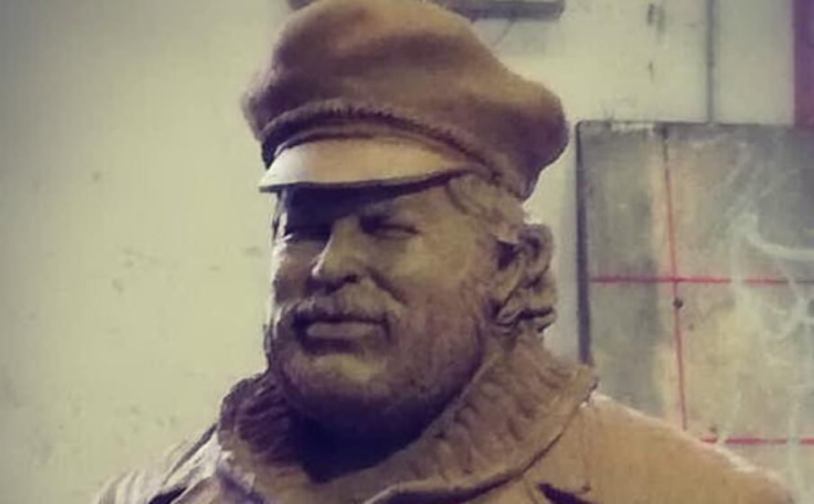 un particolare della statua in lavorazione (foto ufficio stampa)