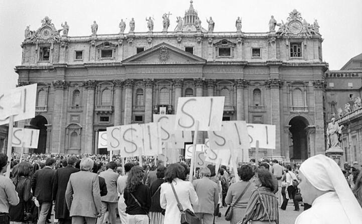 da un lato la proposta dei radicali dall altro quella del movimento per la vita