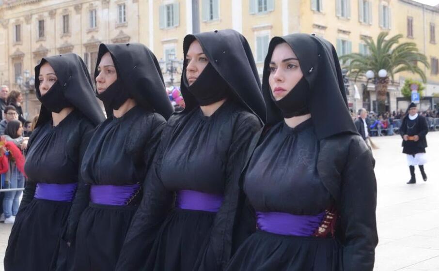 un gruppo di ragazze