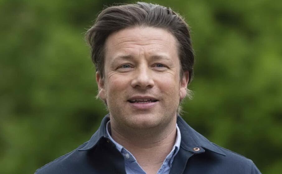 jamie oliver (ansa)