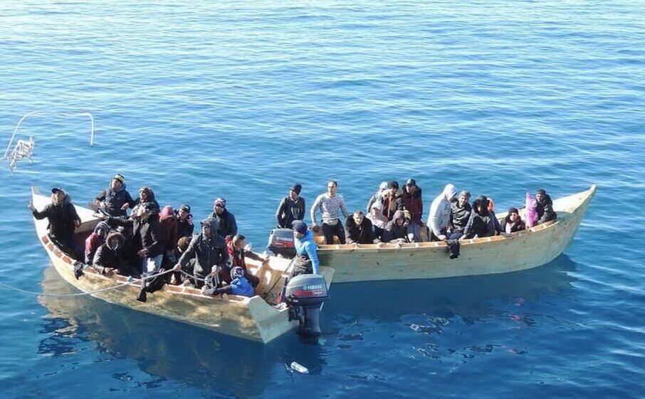 migranti (archivio l unione sarda)
