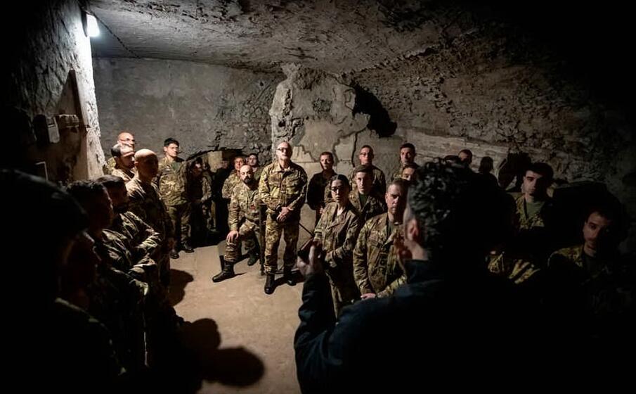 uno degli ambienti della villa romana (foto brigata sassari)