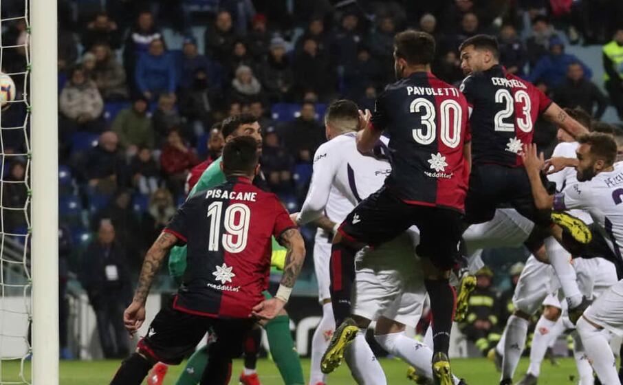 il gol di ceppitelli contro la fiorentina (ansa)