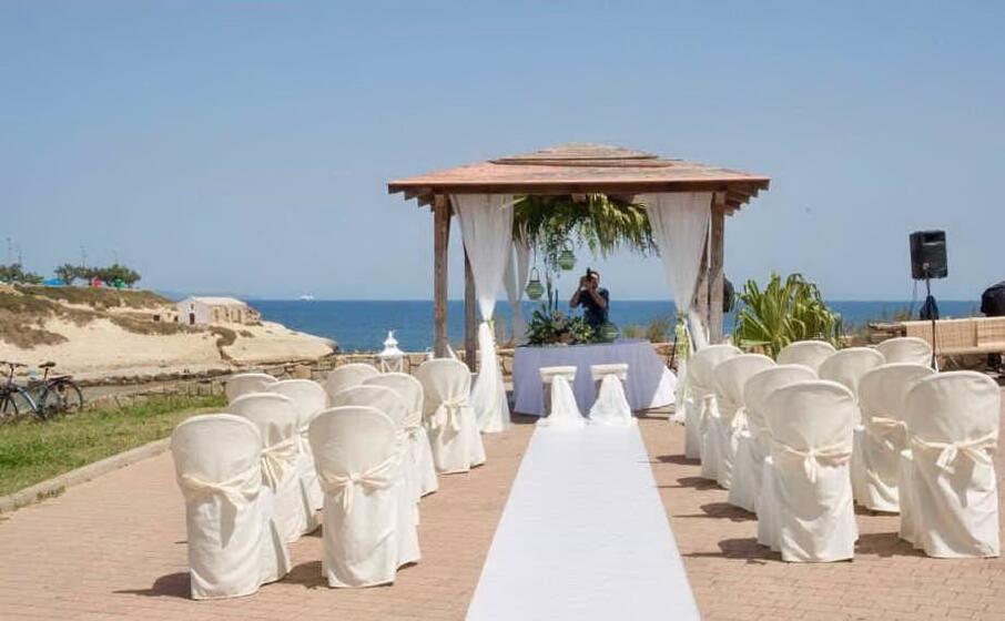 l allestimento di un matrimonio al parco di balai (foto l unione sarda pala)