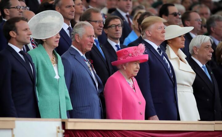 macron may il principe carlo la regina elisabetta donald e melania trump