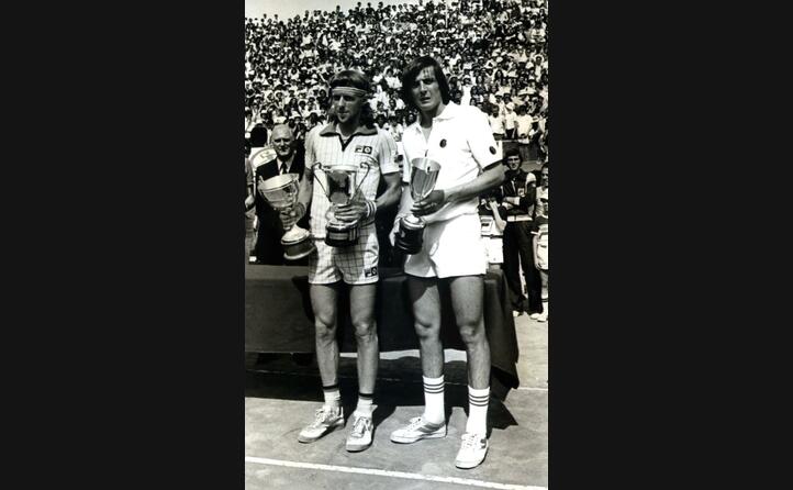con l azzurro adriano panatta