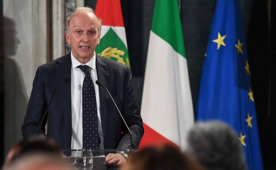 il ministro dell istruzione marco bussetti (ansa)