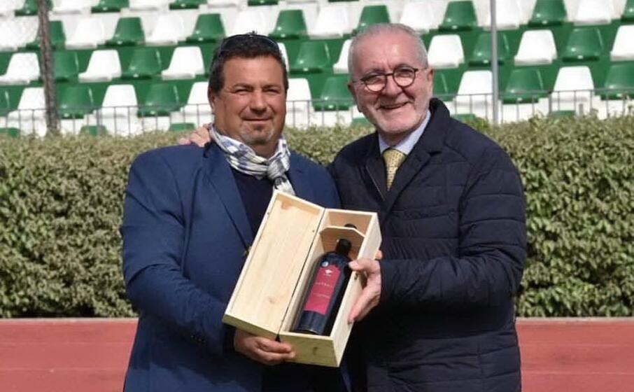 fiorini col presidente della lega pro ghirelli (foto l unione sarda giagnoni)