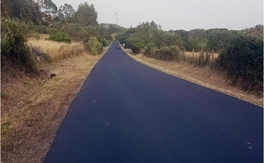 il nuovo asfalto sulla strada (foto l unione sarda pintori)