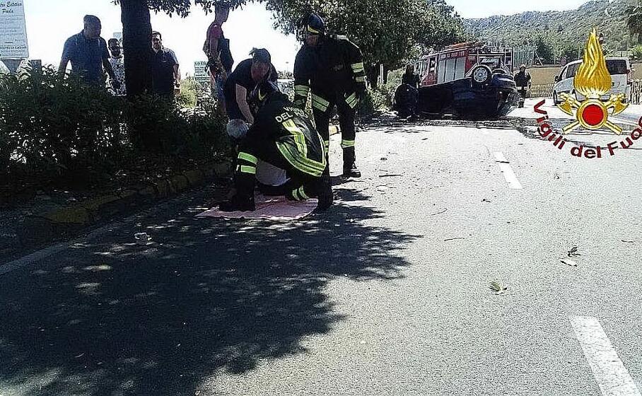 l intervento sul luogo dell incidente (foto vigili del fuoco)