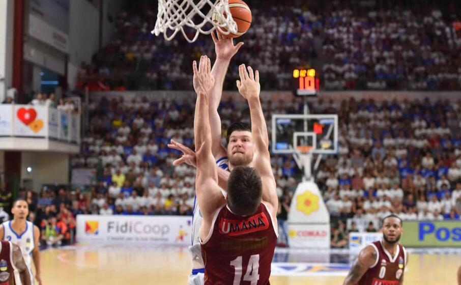 cooley contro venezia (foto dinamo sassari)