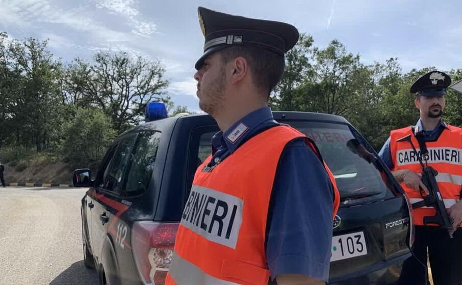 i carabinieri (foto l unione sarda serreli)