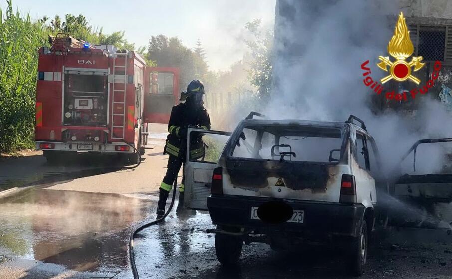 la panda distrutta (foto vigili del fuoco)