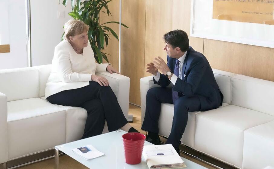 il colloqui tra angela merkel e giuseppe conte (ansa)