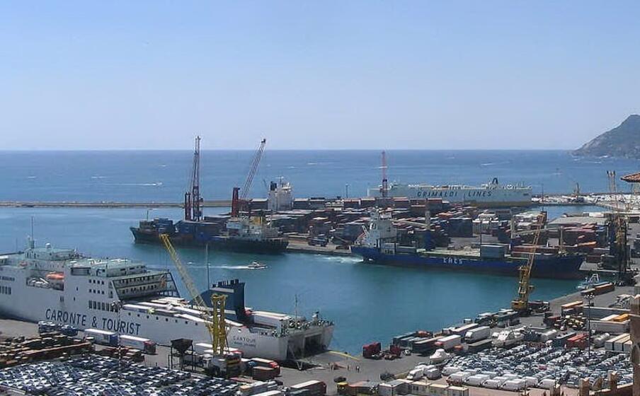 il porto di salerno (wikipedia)