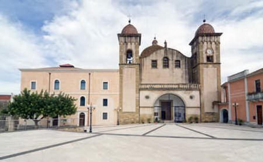 la cattedrale di ales (foto l unione sarda pintori)