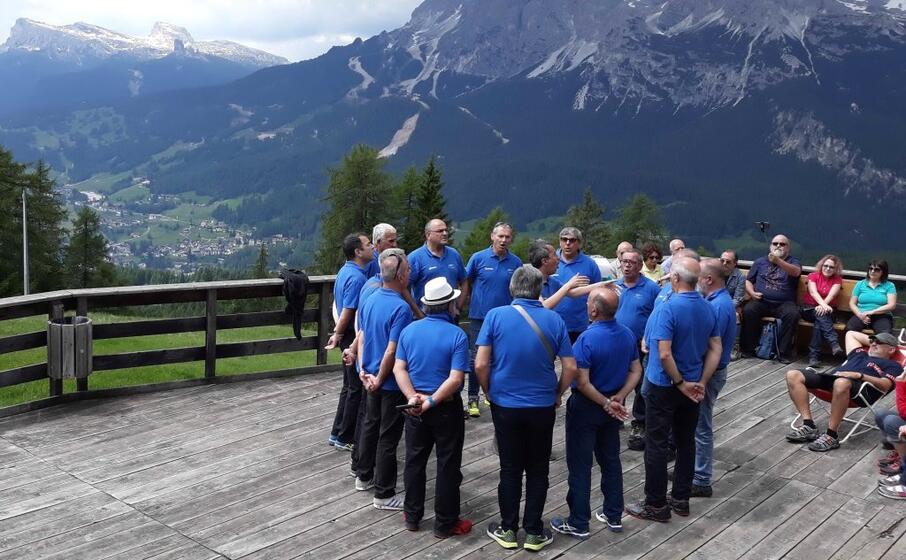 il coro (foto inviata dal lettore)