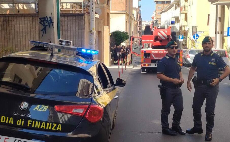 l intervento (foto guardia di finanza)