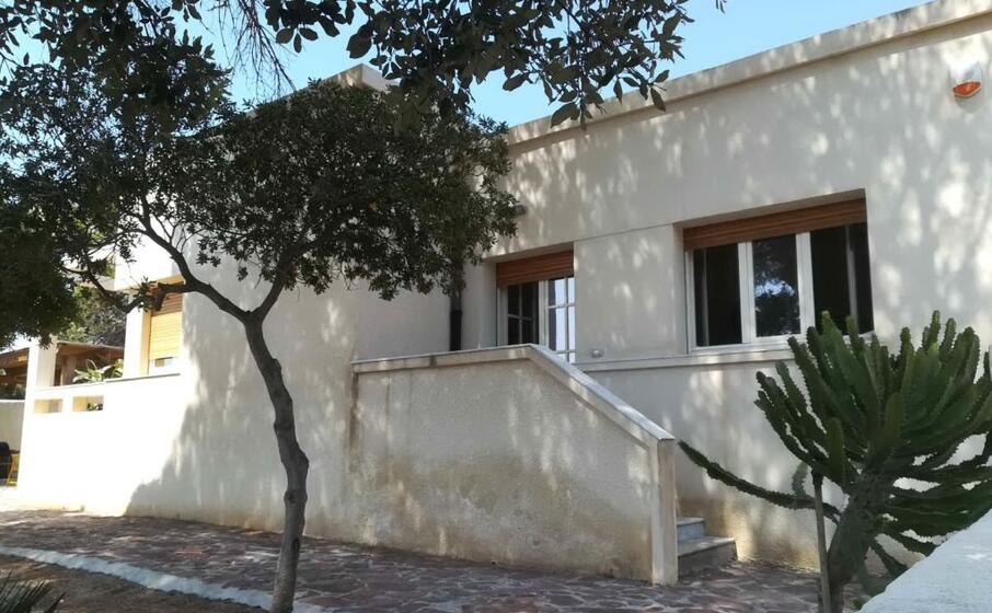 uno degli stabili della rumundu academy di alghero (foto l unione sarda farris)