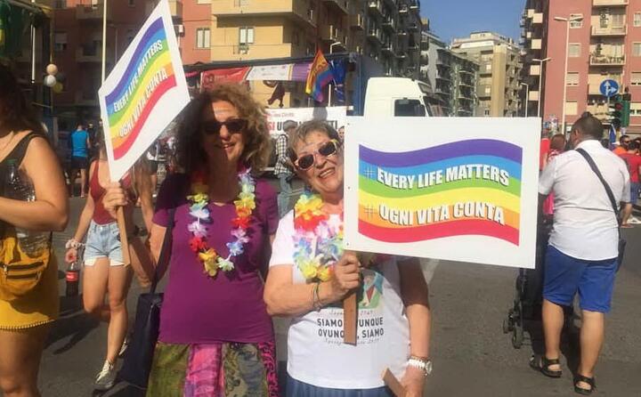 cartelli arcobaleno (l unione sarda careddu)