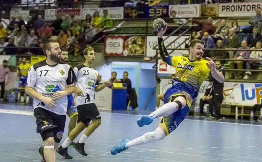 il nuovo acquisto (foto raimond sassari)