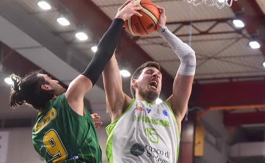 daniele magro in azione (foto l unione sarda marras)