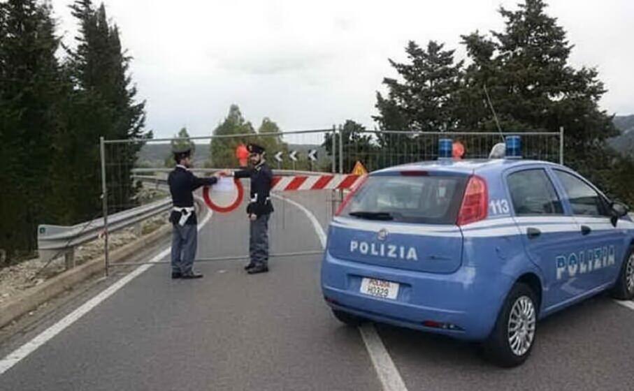 la chiusura del ponte di olo (archivio l unione sarda)