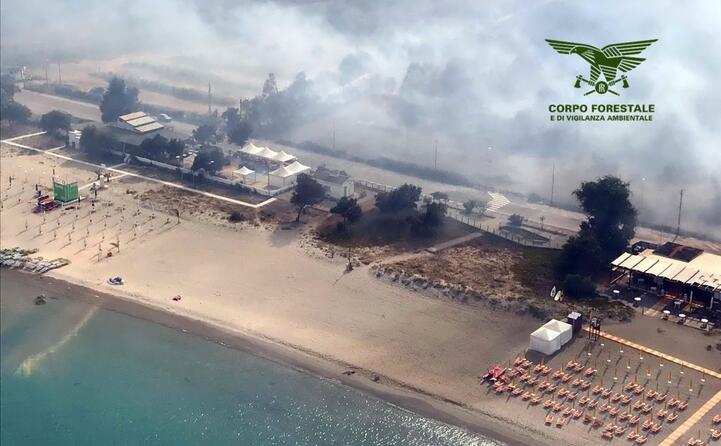 alcuni camping sono stati evacuati per sicurezza (ansa)
