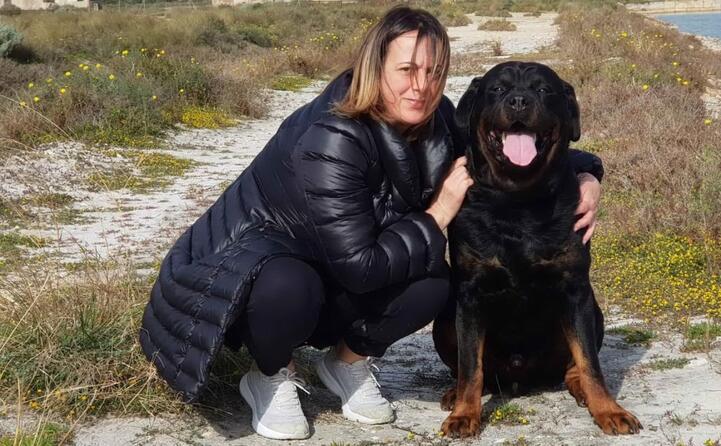 claudia pugliese e la mia guardia del corpo devil cagliari