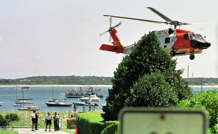 il ritrovamento del corpo l aereo era precipitato in mare