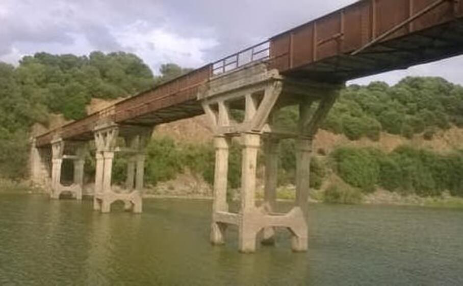 il ponte (foto l unione sarda tellini)