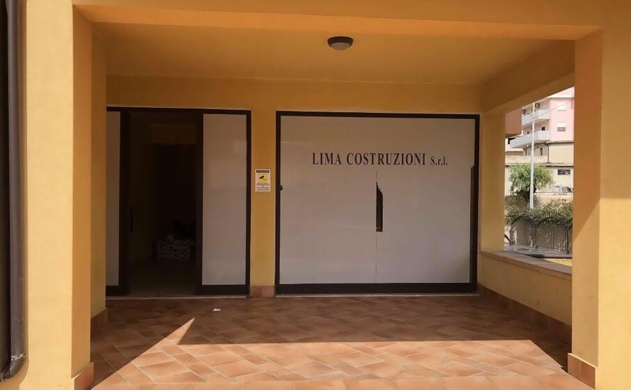 uno degli immobili confiscati (ansa)