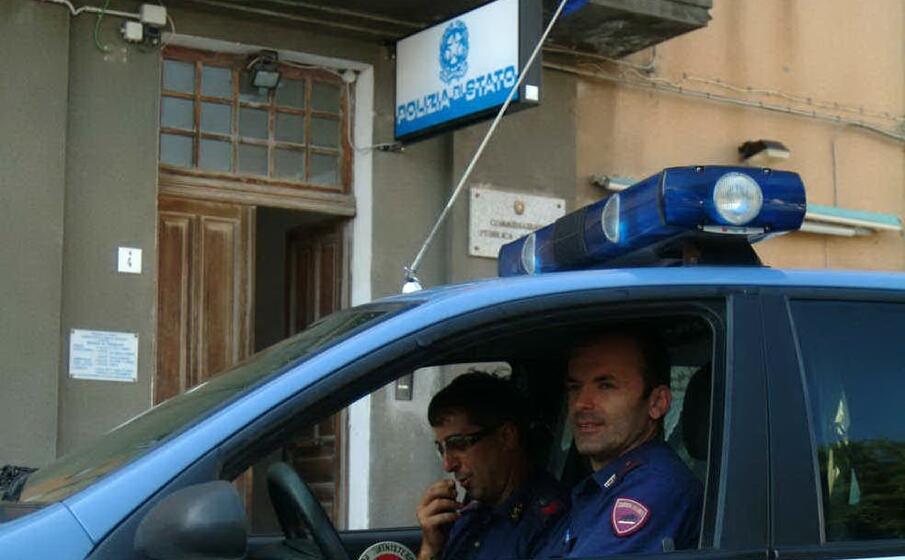 polizia (archivio l unione sarda)