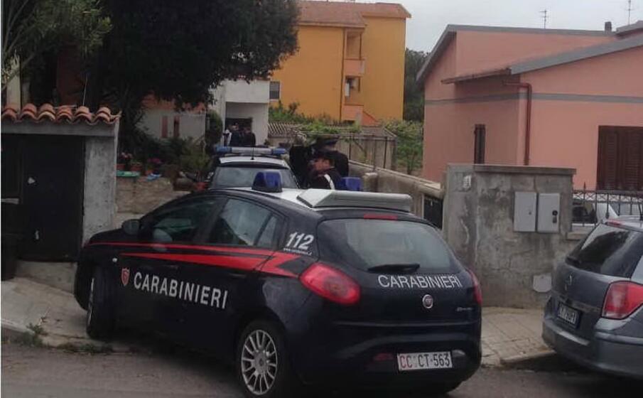 carabinieri di porto torres (foto l unione sarda pala)
