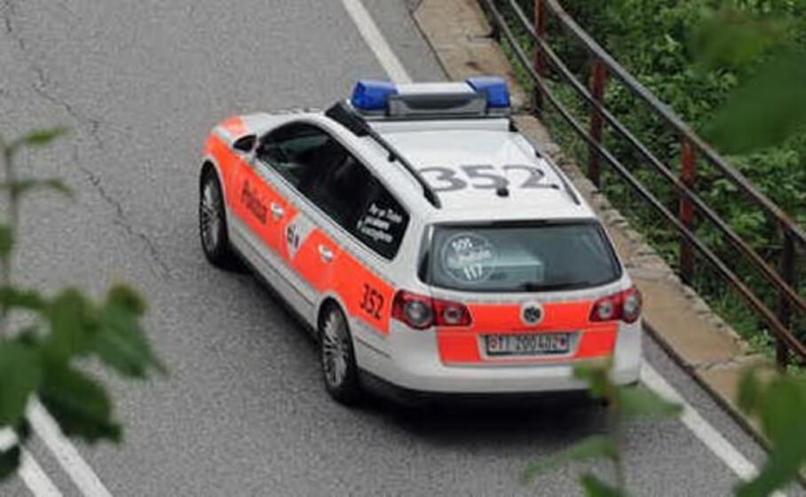 la polizia svizzera (foto fsfp)