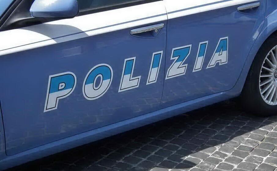 polizia (archivio l unione sarda)