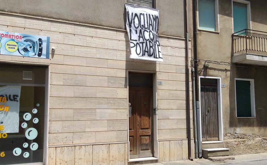 proteste a domusnovas (foto l unione sarda farris)