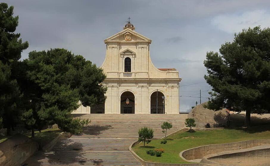 il santuario di bonaria (wikipedia)