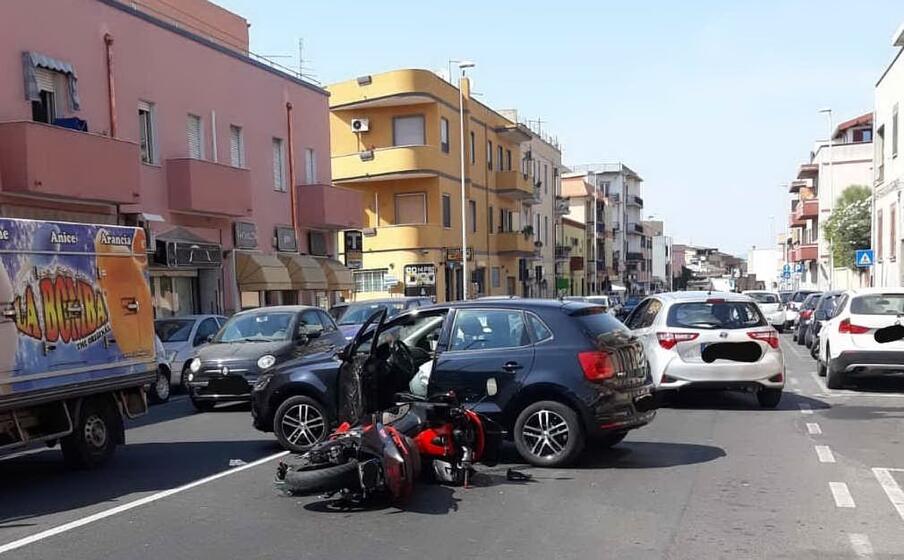 il luogo dell incidente (foto polizia municipale cagliari)