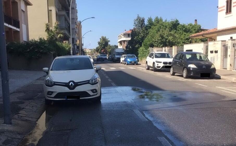 la perdita di via carpaccio (foto l unione sarda sanna)