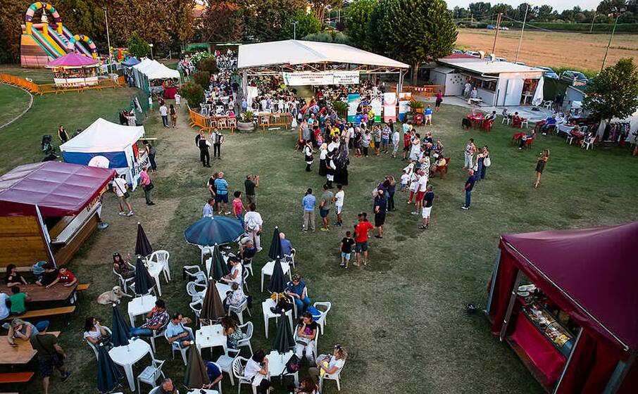 l area della festa (foto diego sechi)