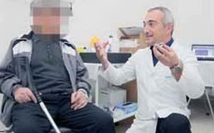 il ricercatore giuseppe capasso illustra la telemedicina (foto l unione sarda ettore loi)