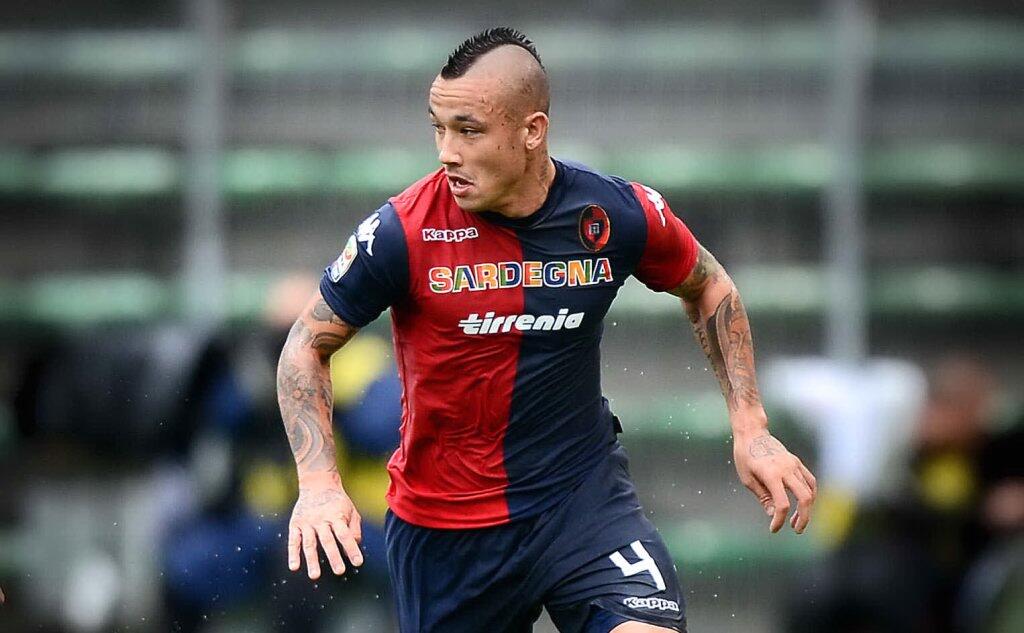 maglia cagliari nainggolan